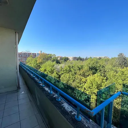 Private 2-bedroom With Pool And Free Parking In Marina Club 4* Поморие