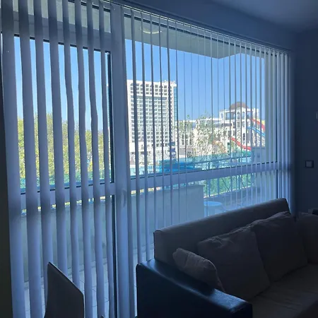 Апарт-отель Private 2-Bedroom Apartment 