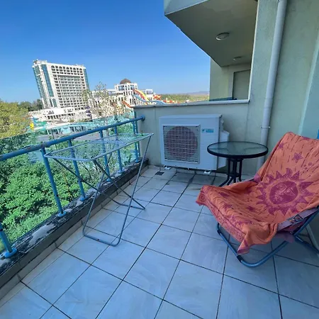 Private 2-bedroom With Pool And Free Parking In Marina Club