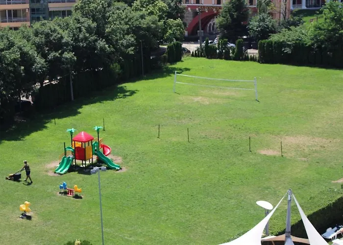 Private 2-bedroom With Pool And Free Parking In Marina Club Aparthotel 4*